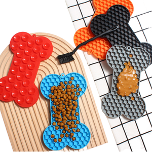 แผ่นรองเลียรูปกระดูกซิลิโคนสำหรับสัตว์เลี้ยง แผ่นรองเลียแบบใหม่รักษ์โลกสำหรับสุนัข ช่วยให้สัตว์เลี้ยงกินอาหารช้าลง - Product Image 1