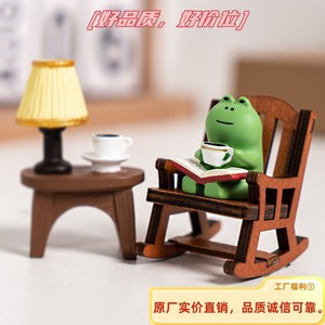 Frog Resin Ornament Single Piece Home Office Desk Decor Contemporary Animal Design Birthday Gift - Product Image 5