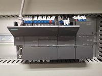 Automatisation industrielle PLC PAC et contrôleurs dédiés avec prise en charge du système SCADA et surveillance à distance pour la programmation PLC