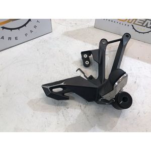 Poggiapiedi Posteriore Destro Kawasaki Z1000SX 2011-2016, Parte Compatibile per Moto - Product Image 4