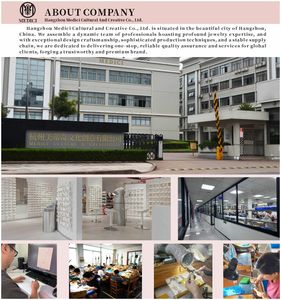 Pulsera de Acero Inoxidable Chapada en Oro con Diseño Elegante de Letras Familiares Rosadas, Estilo Coreano, Juvenil y Combinable con Todo - Product Image 6