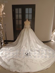 فستان زفاف ميلي برايدل MQW02253 بتصميم ملكي منتفخ مع ذيل منفصل وأكمام منفصلة ورباط وتطريز كامل باللؤلؤ على الطراز الدبي - Product Image 2