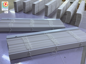 ستائر فينيسية خشبية مقلدة لاسلكية 2 بوصة، بيع مباشر من المصنع للنوافذ، ستائر من البي في سي والخشب المقلد - Product Image 4