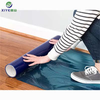 Matériau PE souple de moulage par soufflage Aucun résidu de colle ne reste le ruban de film protecteur bleu mat pour tapis de bureau