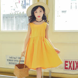 Vestidos de Algodón de Calidad para Niñas, con Diseño de Mariposas y Flores Amarillas, Productos Nuevos, Se Busca Distribuidor, Venta al Por Mayor - Product Image 4