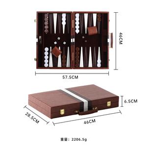 <span class=keywords><strong>Jeu</strong></span> de société de Backgammon pliable en cuir PU <span class=keywords><strong>Crazy</strong></span> Horse de luxe de 21 pouces fabriqué à la main avec logo personnalisé - Product Image 2