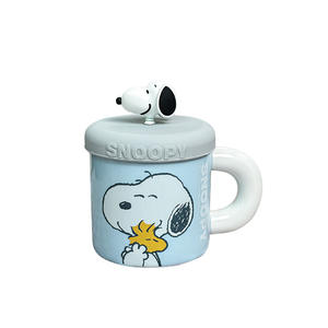 Taza de Cerámica con Tapa de Lindo Dibujo Animado de <span class=keywords><strong>Snoopy</strong></span> Tazón de Regalo de Alto Valor para Estudiantes y Niños Taza de Agua para Ocasiones de Negocios para Niñas - Product Image 5