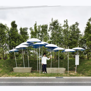 Banco de Patio Moderno de Acero SENZHAO, Muebles de Exterior de Diseño Minimalista, Duradero para Uso en Parques - Product Image 1