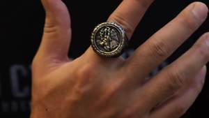 แหวนทางศาสนาของเทวทูตไมเคิลสำหรับผู้ชายแหวนแฟชั่นสายสแตนเลสขัดเงาสีดำ - Product Image 2