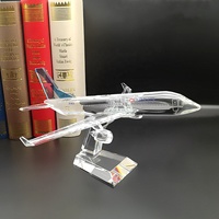 Nouvel Arrivage en Gros : Modèle d'Avion 3D en Cristal K9 au Design Attrayant, Taille Personnalisable, Emballage Cadeau pour Club de Fans de Modèles