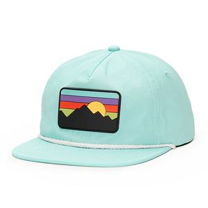 Casquettes Snapback non structurées à 5 panneaux avec logo en caoutchouc personnalisé et cordon en nylon - Product Image 1