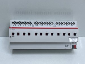 Plc 2cdg110264r0011 Sa/s12.16.2.2 Switching <strong>Actor</strong> 12x 16a Reg for Warranty Product - Product Image 2