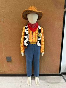 زي رعاة البقر الغربي للأطفال: قميص مخطط، سترة بنقشة بقرة، جينز، قبعة، باندانا لحفلات الهالوين والتنكر، خدمة OEM/ODM، سعر الجملة - Product Image 4