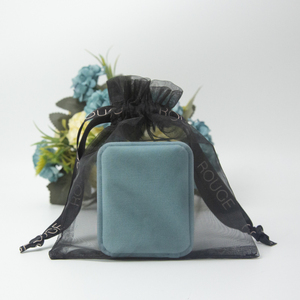 حقيبة هدايا مخصصة مطبوعة من الأورجانزا برباط للمجوهرات/مستحضرات التجميل لتخزين الحلوى - Product Image 6