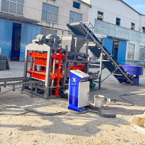 Machine à fabriquer des blocs de pavage allemands creux en ciment avec moteur et malaxeur à béton automatique au Congo - Product Image 4