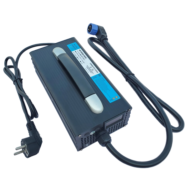 CE Certified 900W 72V10A 84V 87.6V 88.2V Industrial Portable Electric Scooter Battery Charger OLED Display MINGCHONG 24 Months