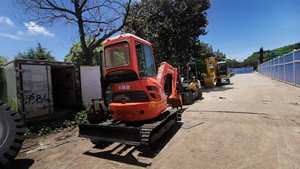 Componente Central del Motor de Alta Calidad Usado para Excavadora U-25 U35 de 2.5 Toneladas 2012, Capacidad del Cucharón de 0.15M3, Enfocado en el Motor para Video - Product Image 5