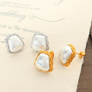 ต่างหูมุกทรงเรขาคณิต ทรงกรอบ โทนสีทอง เงิน ใส่ได้ทุกวัน - Product Image 3