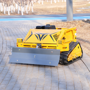 Tondeuse à fléaux télécommandée sur chenilles AWY-550S, largeur de coupe 550 mm, pour ferme, verger, pente et terrain accidenté - Product Image 3