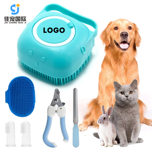Ensemble de toilettage pour animaux de compagnie en plastique souple, 6 pièces, comprenant une brosse de massage, un distributeur, une brosse à dents pour doigts, un coupe-ongles et une lime à ongles pour chiens et chats - Product Image 1