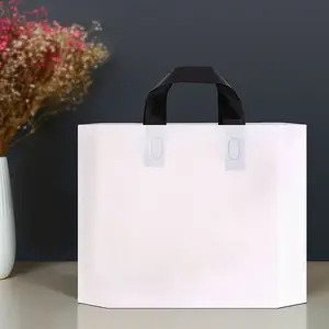 الجملة الموردين التسوق مقبض حزمة تحلل طباعة شعار مخصص حقائب بلاستيكية مع الشعارات