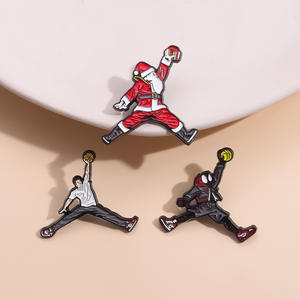 Оптовые недорогие милые значки-броши в стиле аниме, модные значки с персонажами мультфильмов и игр, мягкие эмалевые значки для косплея - Product Image 3