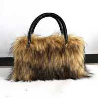 Sac à bandoulière tendance haut de gamme en fausse fourrure pelucheuse pour femme, collection Automne/Hiver 2025, avec deux sangles en toile