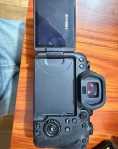 Cámara Digital <span class=keywords><strong>Canon</strong></span> <span class=keywords><strong>R6</strong></span> <span class=keywords><strong>II</strong></span> 90% Nueva, Cámara sin Espejo de Fotograma Completo para Fotografía Integral - Product Image 2