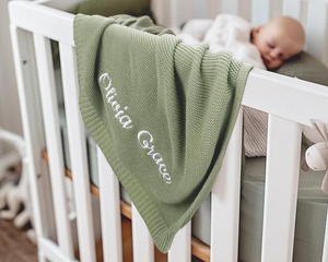 Manta de Bebé Tejida a Crochet 100% Algodón, Color Sólido, Ligera para las Cuatro Estaciones, con Bordado de Nombre, Suave - Product Image 1