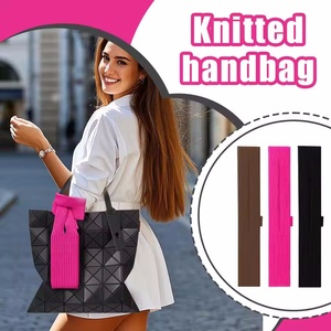 <span class=keywords><strong>กระเป๋า</strong></span>โทรศัพท์แบบสะพายข้าง สายสั้น 40 <span class=keywords><strong>ซ</strong></span>ม. และสายยาว 80 <span class=keywords><strong>ซ</strong></span>ม. ผ้าถัก 3 มิติ ช่องใส่โทรศัพท์มือถือสำหรับ iPhone แบรนด์ Issey Miyake - Product Image 3