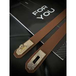 Ceinture en cuir véritable, cuir de vache, couleur unie, boucle en strass, accessoire de mode durable pour femmes - Product Image 3