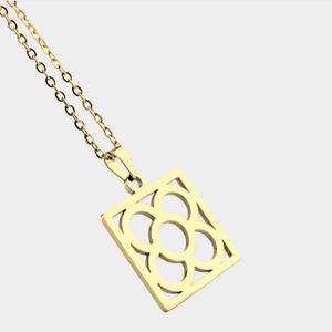 Collar con Colgante Cuadrado <span class=keywords><strong>de</strong></span> Flor <span class=keywords><strong>de</strong></span> <span class=keywords><strong>Barcelona</strong></span> en Acero Inoxidable Chapado en Oro <span class=keywords><strong>de</strong></span> 18k, Joyería Personalizada <span class=keywords><strong>de</strong></span> <span class=keywords><strong>Barcelona</strong></span> para Mujeres y Niñas - Product Image 5