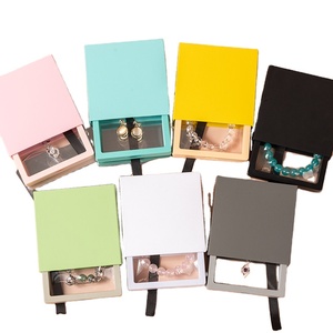 Petites boîtes cadeaux en carton avec tiroirs coulissants, emballages en papier artistique colorés et élégants - Product Image 1