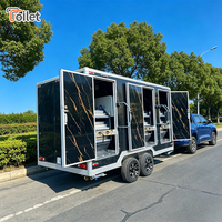 Cabine de toilettes mobile durable avec parois en PRF de 40 mm et sol antidérapant pour événements publics extérieurs – Vente en gros