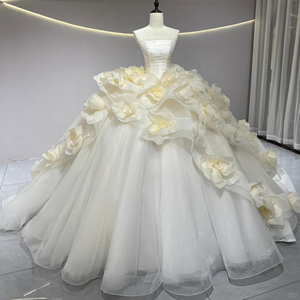 Vestido de Novia JFH24 Vintage con Cola Larga, Corsé y Tela de Tul con Flores 3D - Product Image 1