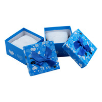 Boîte d'expédition rectangulaire en carton recyclable thème Noël marron, finition brillante/mate, gaufrage, revêtement UV, logo en feuille d'or, impression personnalisée