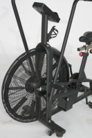 Vélo d'exercice en acier de qualité commerciale, résistance magnétique, écran LCD, transmission par chaîne, résistance réglable pour la maison/la salle de sport, fourni directement par l'usine