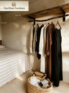 Porte-vêtements mural en bois massif, style minimaliste, pour chambre à coucher, pour enfants - Product Image 2