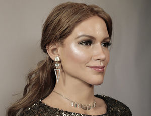 Famoso bailarín y cantante de América, figura de cera de celebridad de tamaño real a la venta - Product Image 5