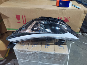 Faro OEM 92101-C8200 92102-C8200 per <span class=keywords><strong>HYUNDAI</strong></span> <span class=keywords><strong>I20</strong></span> 2014-2020, Ricambio Auto per Fari Anteriori - Product Image 1