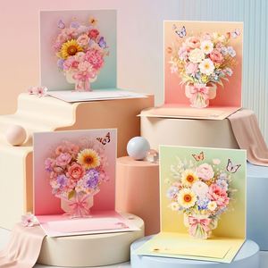 Tarjeta de Felicitación de Cartón Blanco de Alta Gama con Diseño de Corazón de Mariposa en 3D, Estilo Pastoral, Lista para Envío Internacional, para el Día de la Madre - Product Image 3