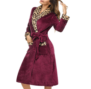Wholesale Custom Luxury Thermal ODM 100% Polyester Good Quality Leopard Print Flannel Fleece Womens Bathrobe For Winter