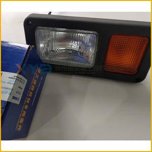 Pour XCMG Original 24V Phare combiné droit avec petite roue en acier double XD133 XP163 XGGD08R-24G Pompe à engrenages Boulon et tuyau - Product Image 1