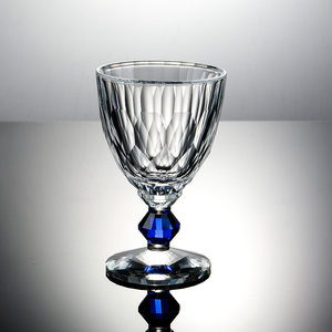 <span class=keywords><strong>Verre</strong></span> <span class=keywords><strong>à</strong></span> <span class=keywords><strong>vin</strong></span> rouge de luxe <span class=keywords><strong>à</strong></span> <span class=keywords><strong>pied</strong></span> haut, coupe diamant, style européen, en cristal K9 taillé, cadeau pour la maison ou un mariage - Product Image 2