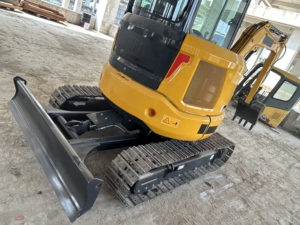 Miniexcavadora compacta 9035F de 35 toneladas con giro de cola cero, motor Yanmar, mejor que Kubota KX033, motor Yanmar ViO35 303.5 - Product Image 4