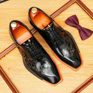 Zapatos Formales de Otoño para Hombre, Hechos a Mano con Cuero Vacuno de Alta Calidad, con Hebilla y Correa, que Aumentan la Altura, a la Moda - Product Image 1