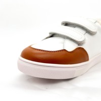 Offre Spéciale Vente en gros Fabricant de chaussures personnalisées Chaussures de sport de plein air en cuir véritable pour enfants