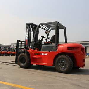 Chariot élévateur à quatre roues Nikiyumax C1CD250, 25 tonnes, équipement de levage industriel lourd - Product Image 3