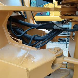 Cargadora de Ruedas Caterpillar 966H Usada de Alto Rendimiento, 5 Toneladas, Motor TCM de 70KW, 10000KG, en Stock - Product Image 5