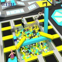 Équipement d'aire de jeux intérieure Parc de trampolines Extérieur Robuste Parcours d'obstacles uniques Jeu doux Conceptions